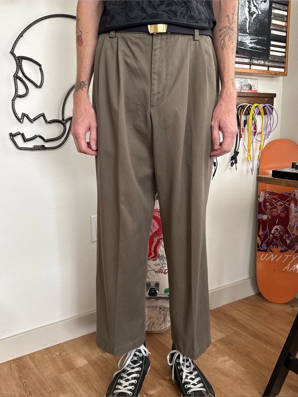Vintage 90s 2000s Tan High Waisted Pleated Trousers Dockers ~ 33 X 29